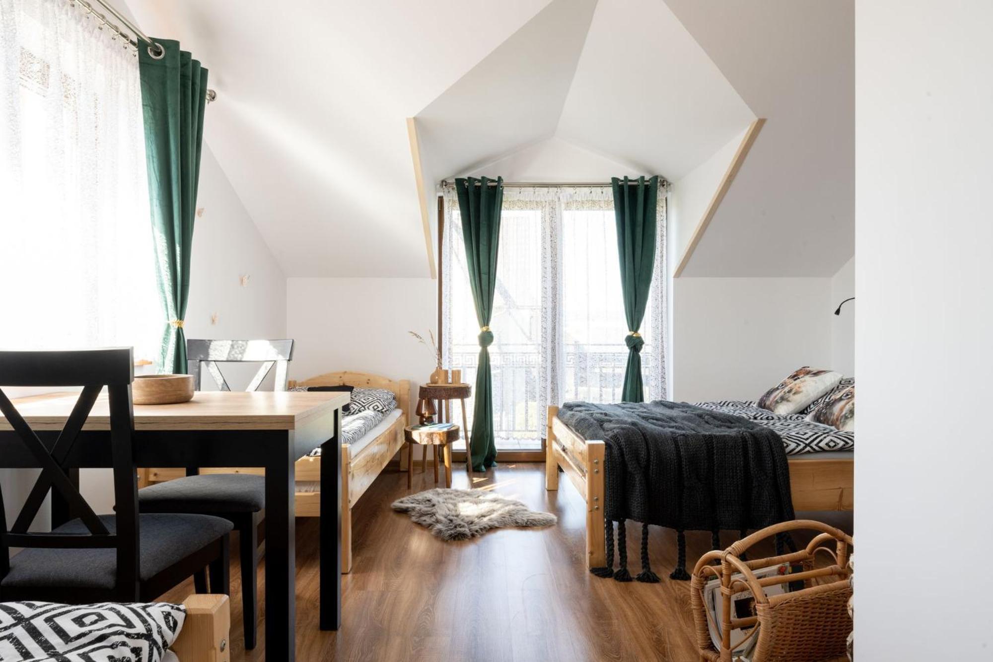 Dw Pod Zlotym Kasztanem Apartment Trybsz Luaran gambar